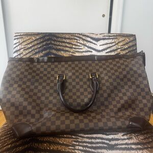 Louis Vuitton Keepall 55 Damier Ebene Duffle | Entrupy Authenticated | Monogram